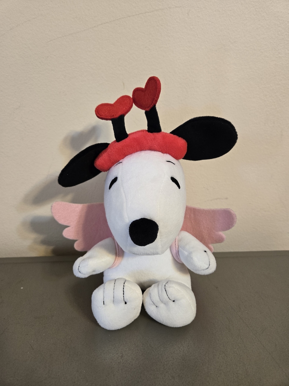 Hallmark Peanuts Snoopy Cupid 9" Plush Toy